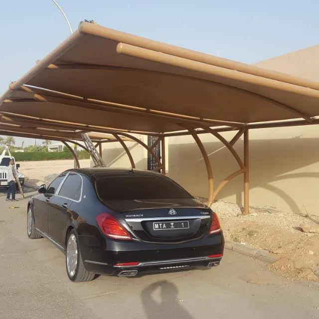   مظلات  متنوعة 